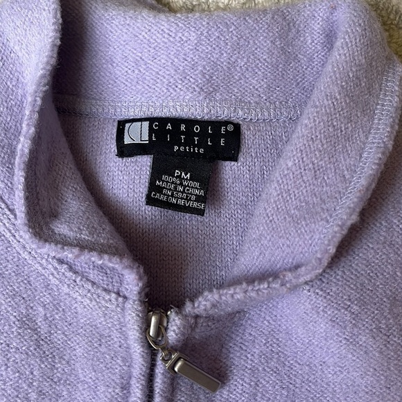 Woman’s Wool Mauve Sweater Size Medium Petite - Picture 2 of 5